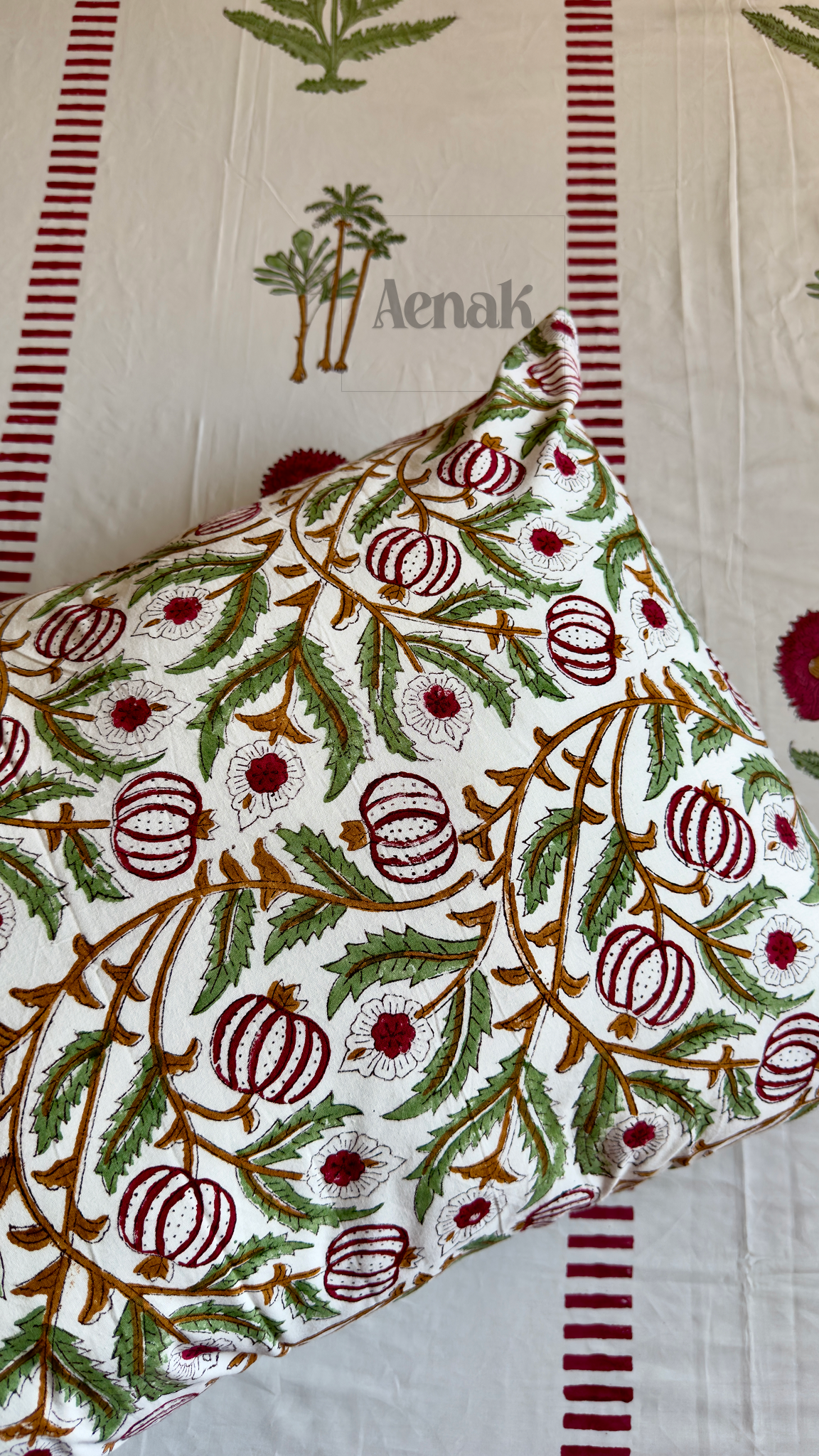 Red Dahlia Handblock Bedsheet + Quilt Combo