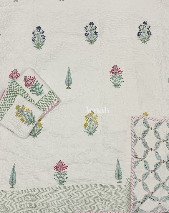 Madhumati Handblock Bedsheet + Quilted Bedcover Combo