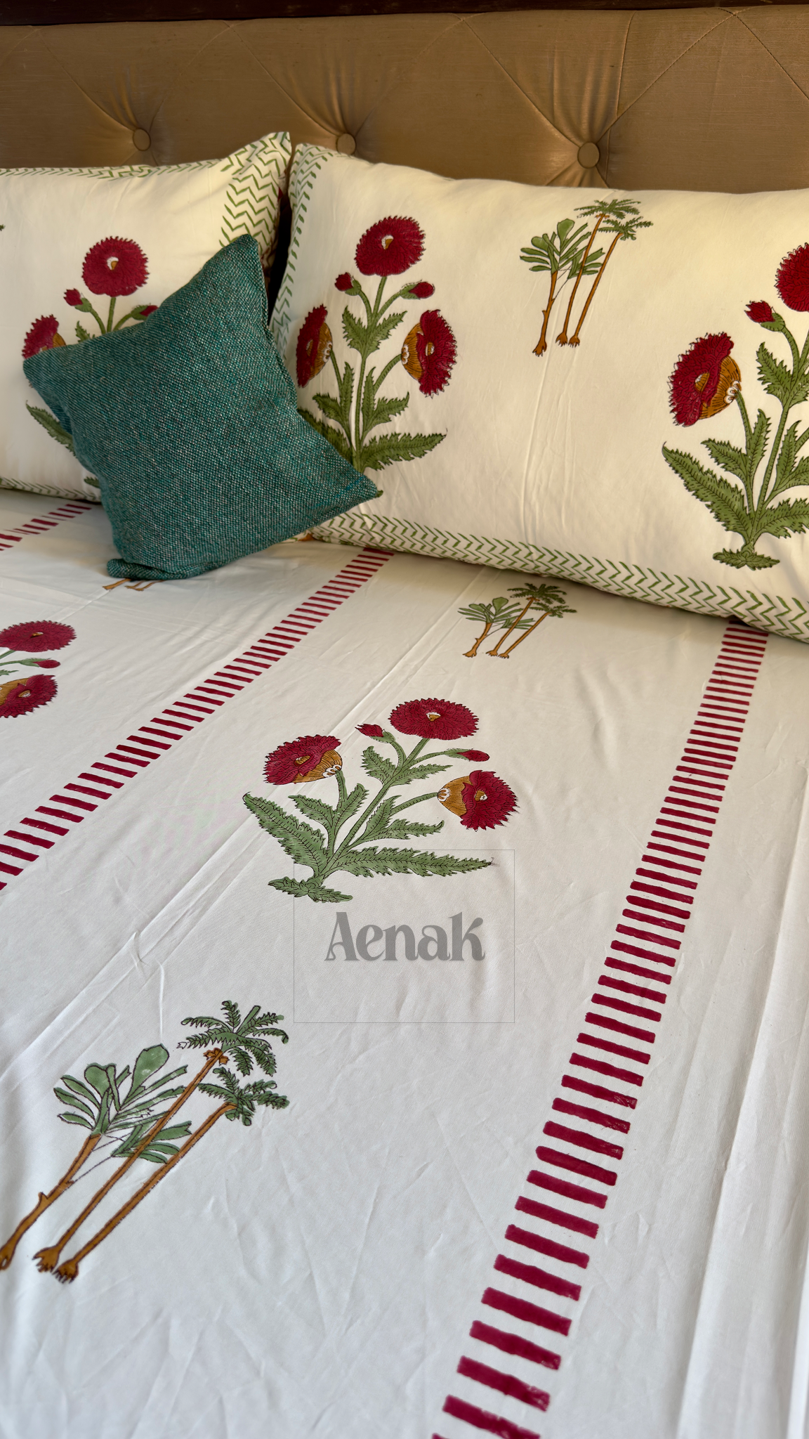 Red Dahlia Handblock Bedsheet + Dohar Combo