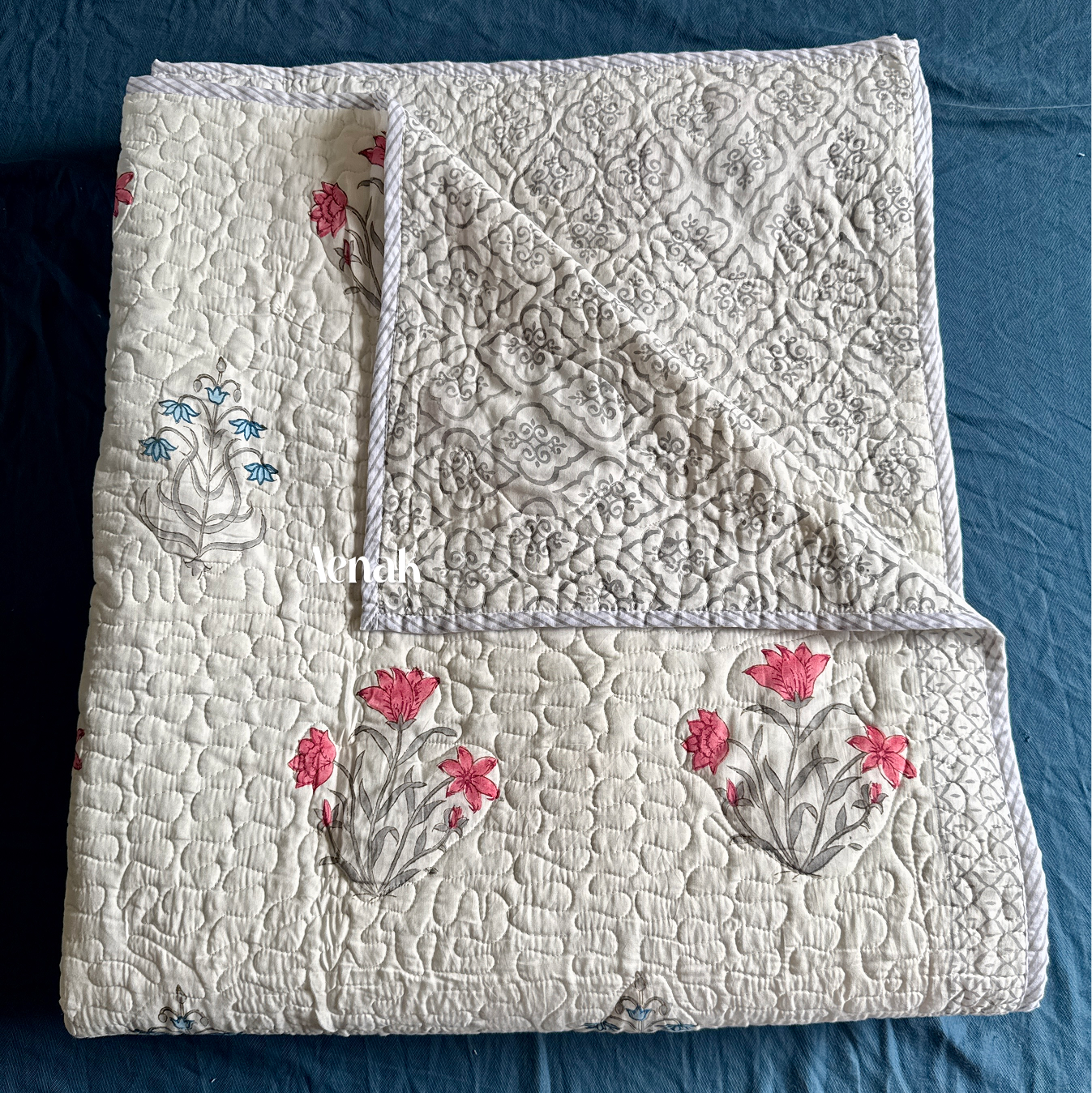 Red & Blue Jaal Handblock Printed Reversible Quilted Comforter/Bedcover Set