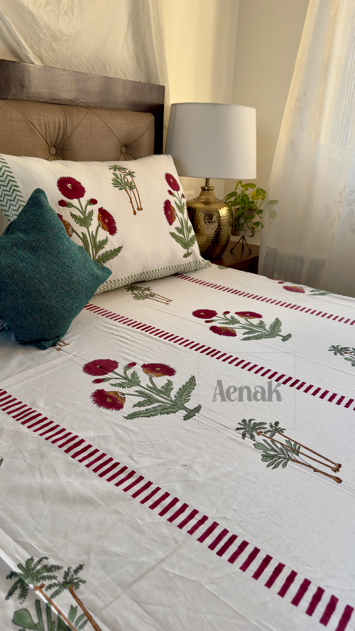 Red Dahlia Handblock Bedsheet + Dohar Combo