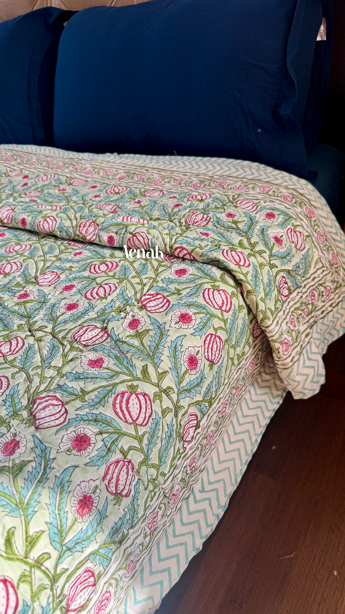 Red Anaar Handblock Bedsheet + Quilt Combo