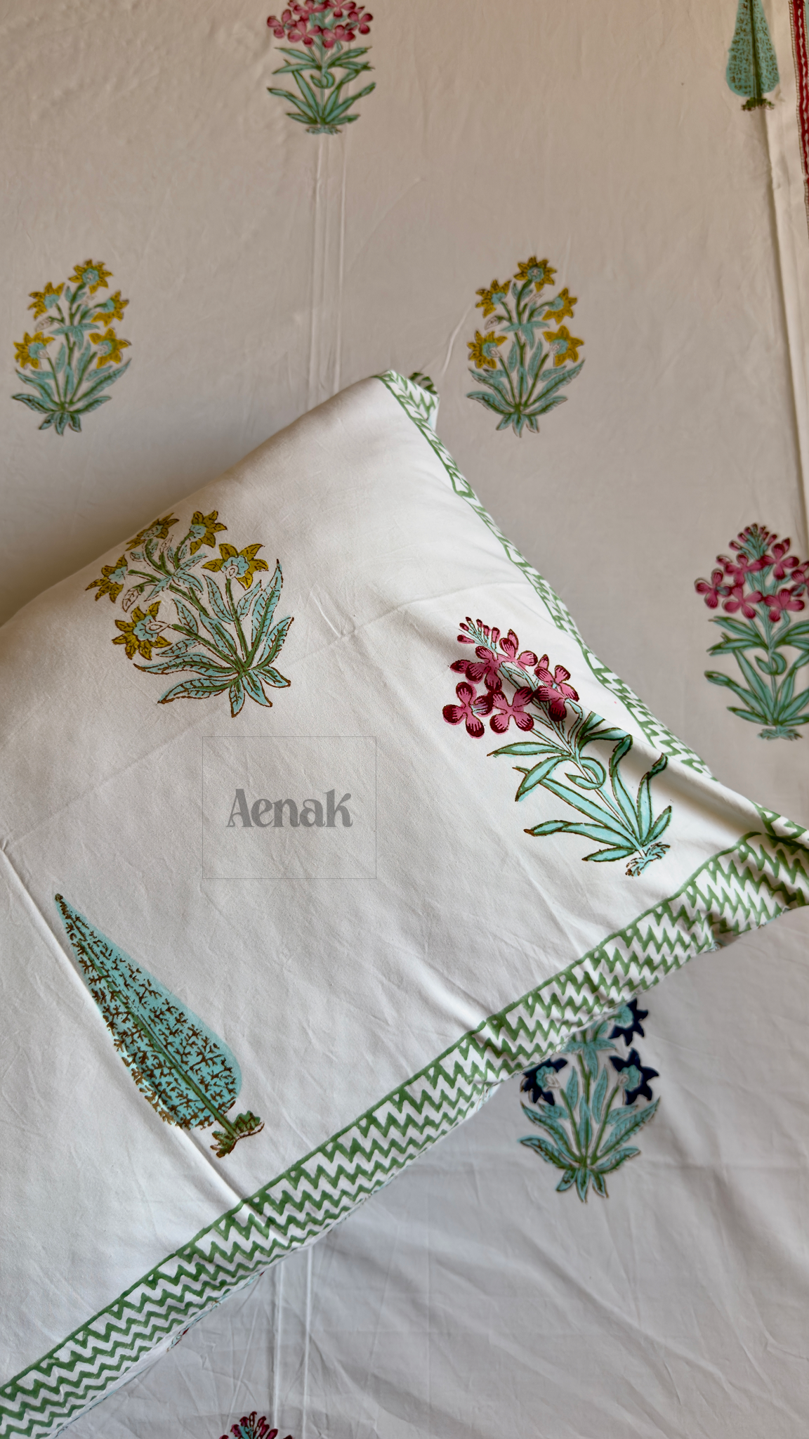Madhumati Handblock Bedsheet + Quilted Bedcover Combo