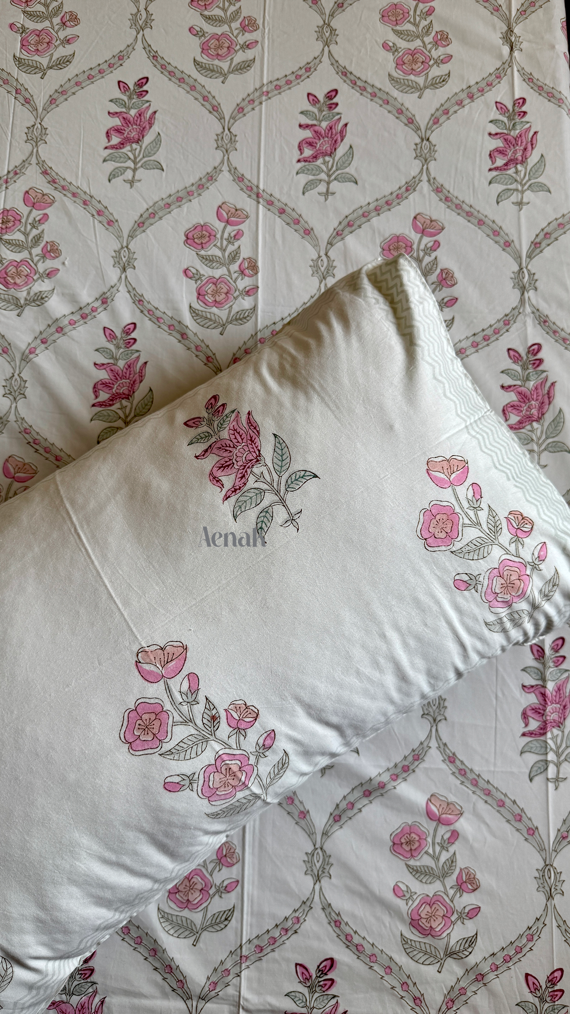 Pink Periwinkle Jaal Handblock Bedsheet + Quilted Bedcover Combo