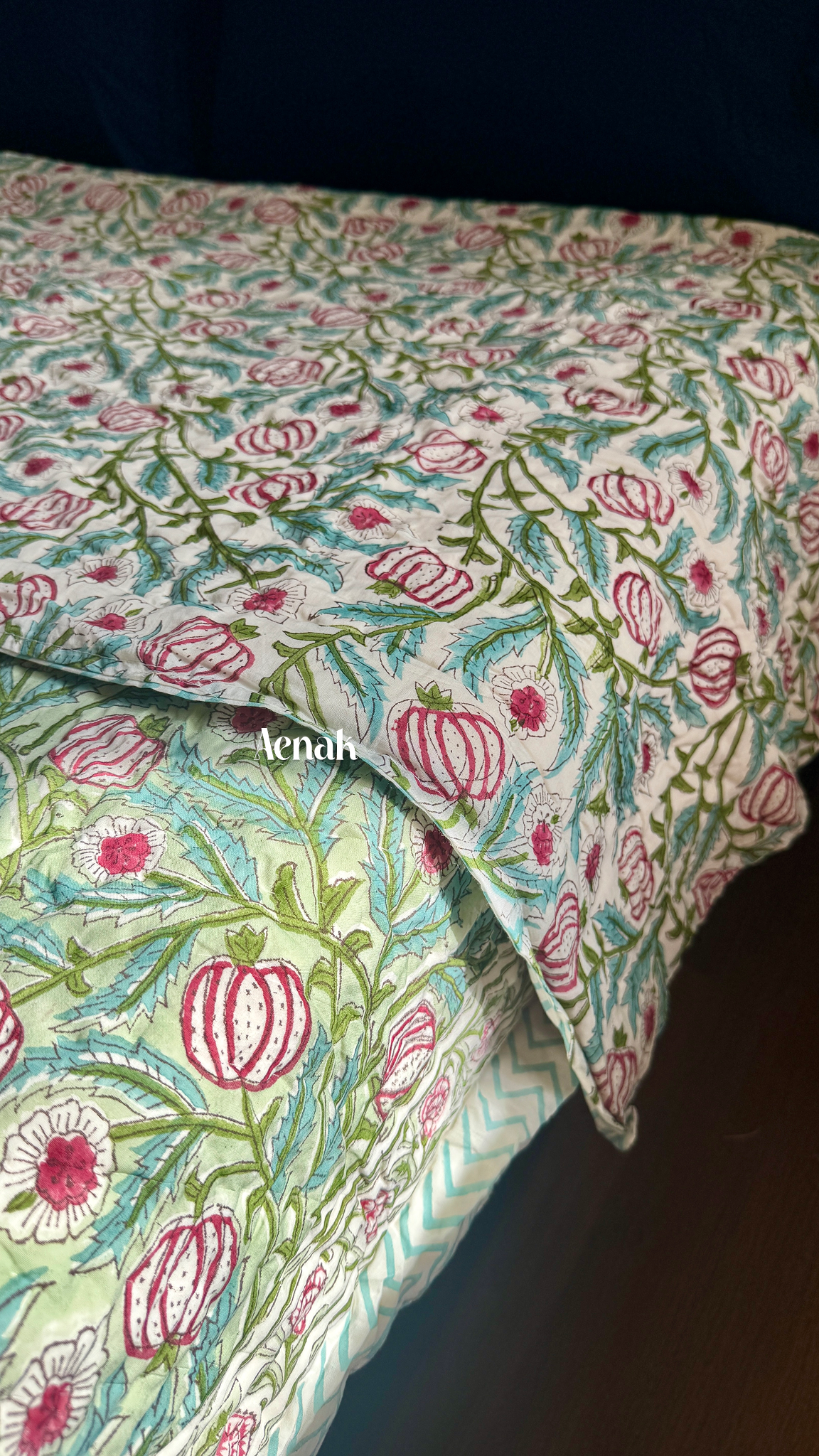Red Anaar Handblock Bedsheet + Quilt Combo