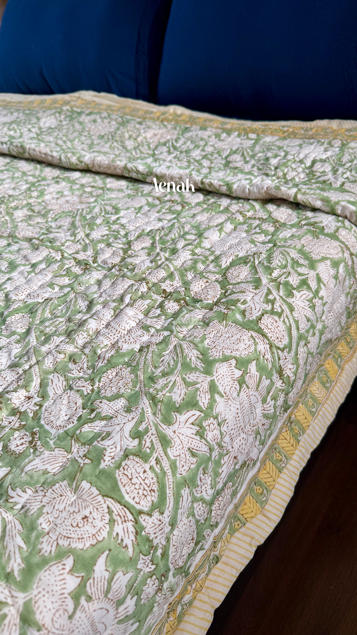 Green Gadd Handblock Printe Reversible Mulmul Cotton Quilt