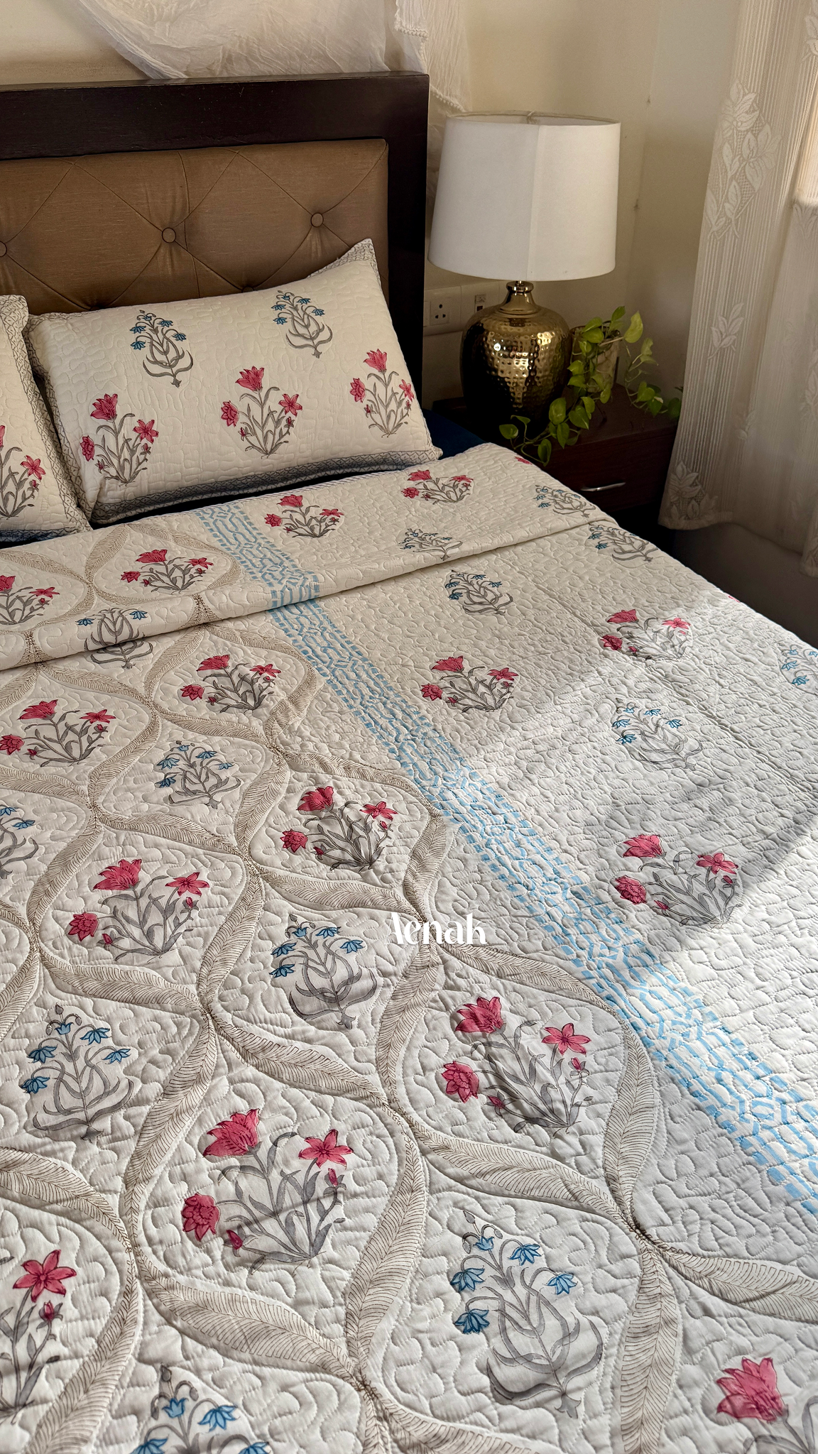 Red & Blue Jaal Handblock Printed Reversible Quilted Comforter/Bedcover Set
