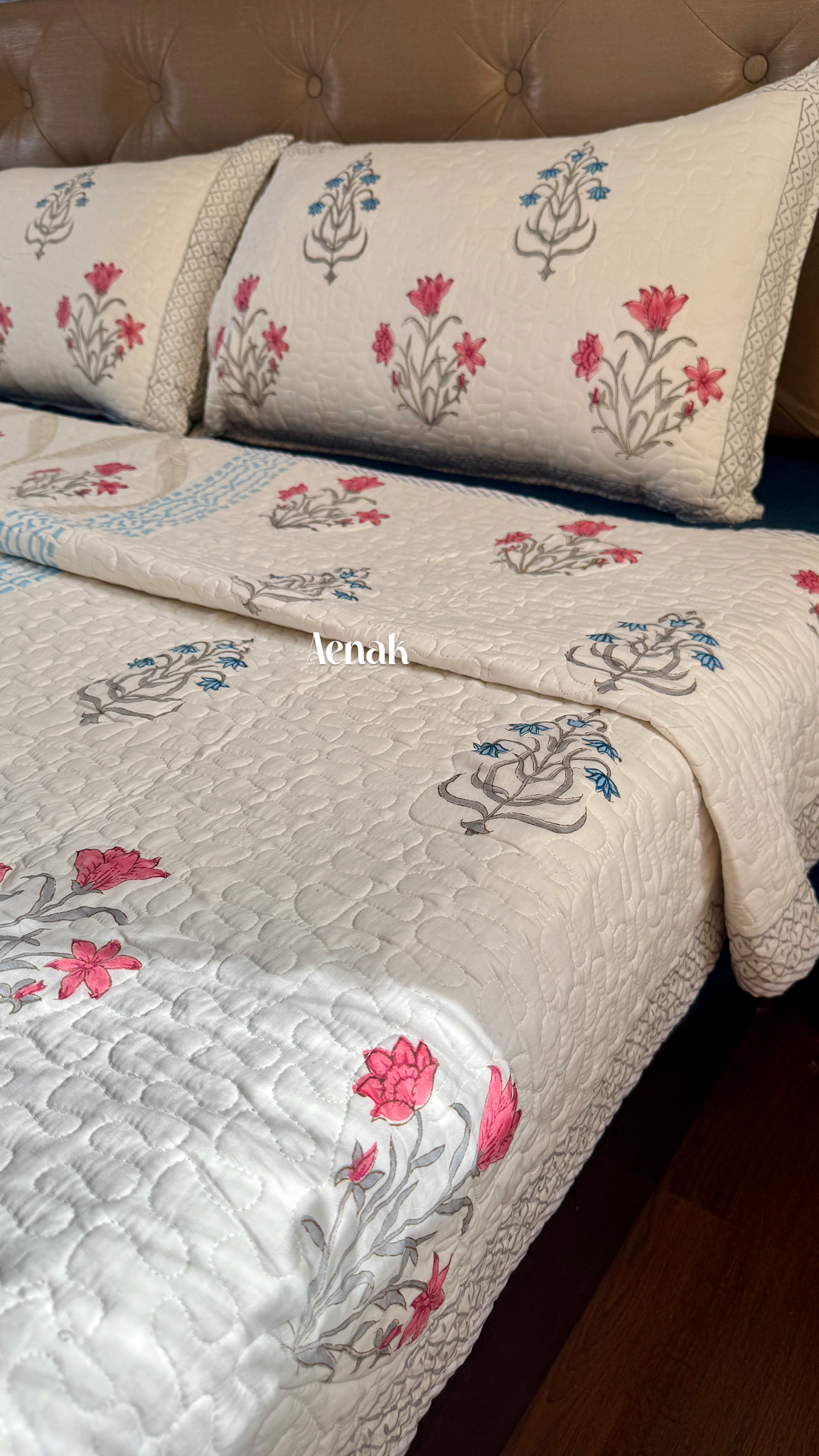 Red & Blue Jaal Handblock Printed Reversible Quilted Comforter/Bedcover Set