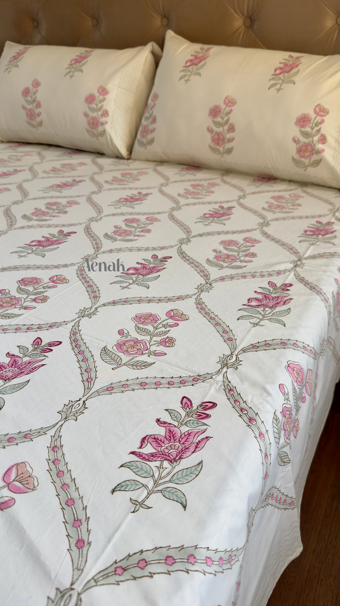 Pink Periwinkle Jaal Handblock Bedsheet + Quilted Bedcover Combo
