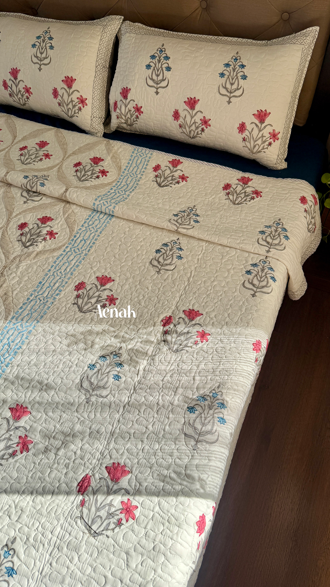 Red & Blue Jaal Handblock Printed Reversible Quilted Comforter/Bedcover Set