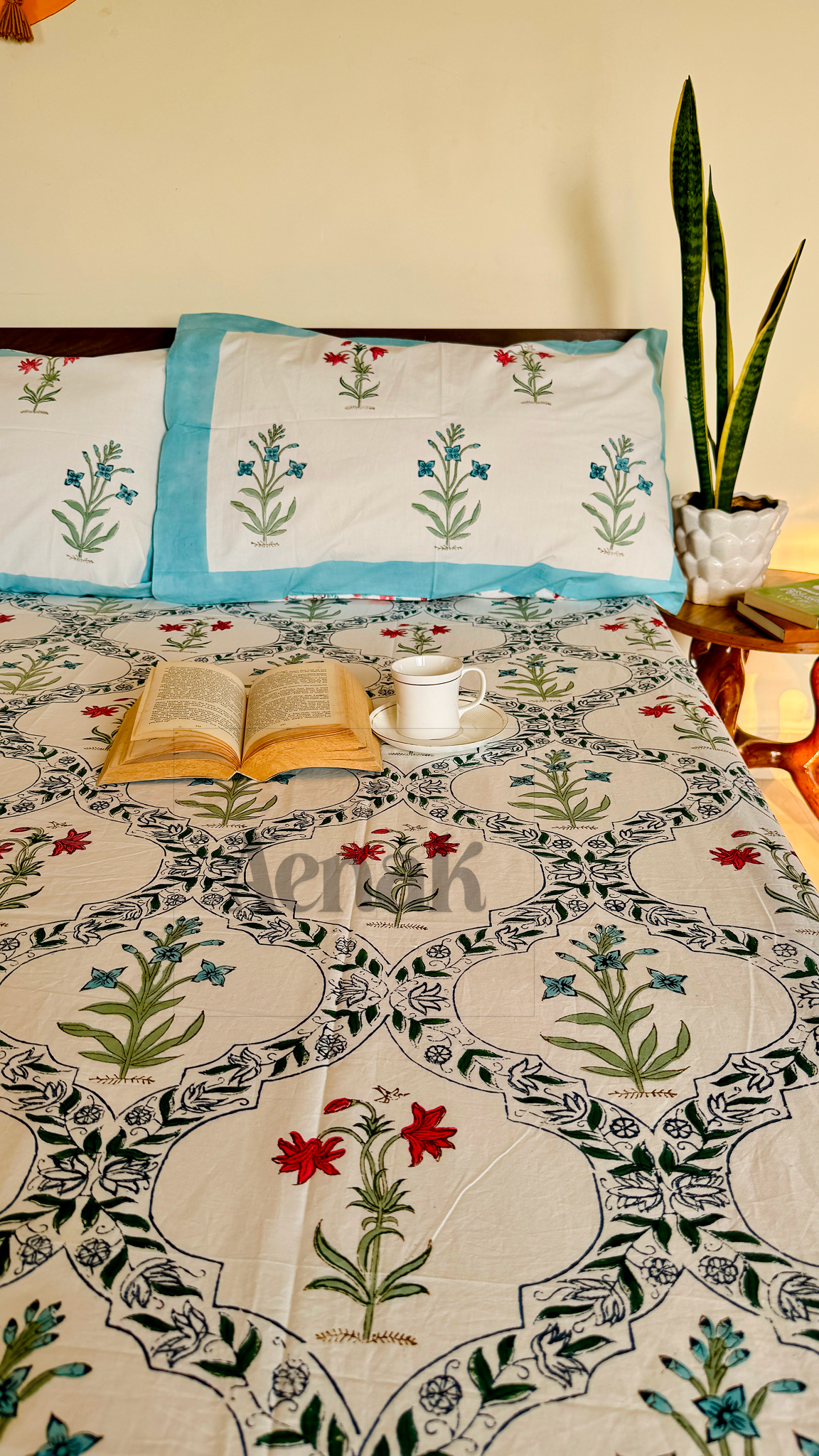 Red & Blue Floral Jaal Handblock Bedsheet + Quilt Combo
