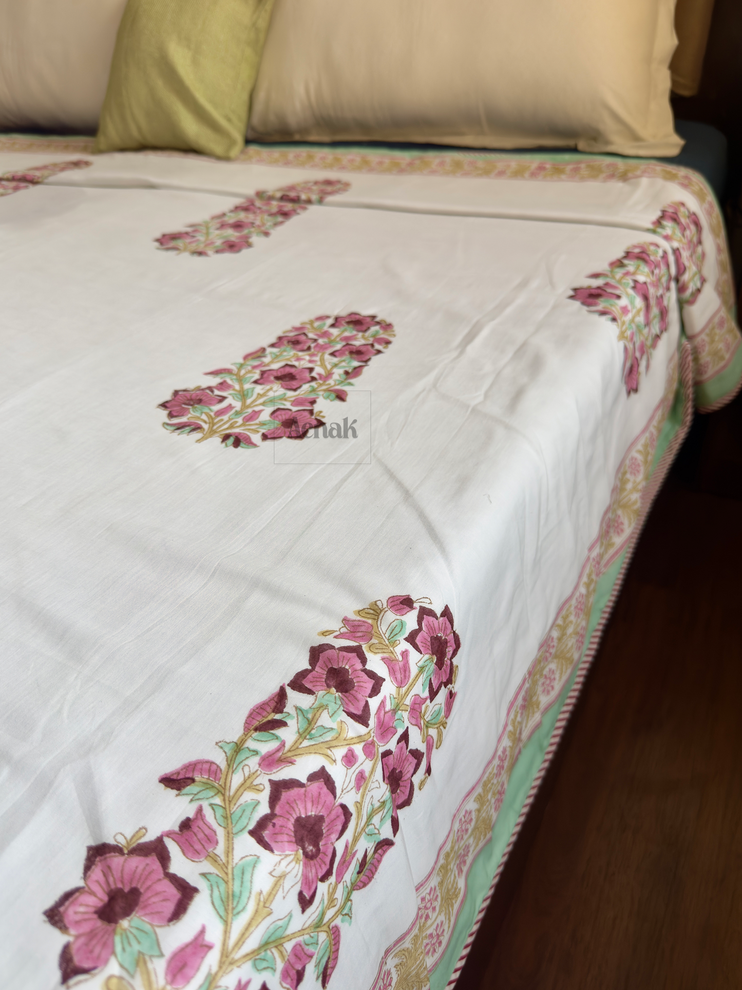 Purple Phool Boota Handblock Printed Mulmul Cotton Reversible Dohar