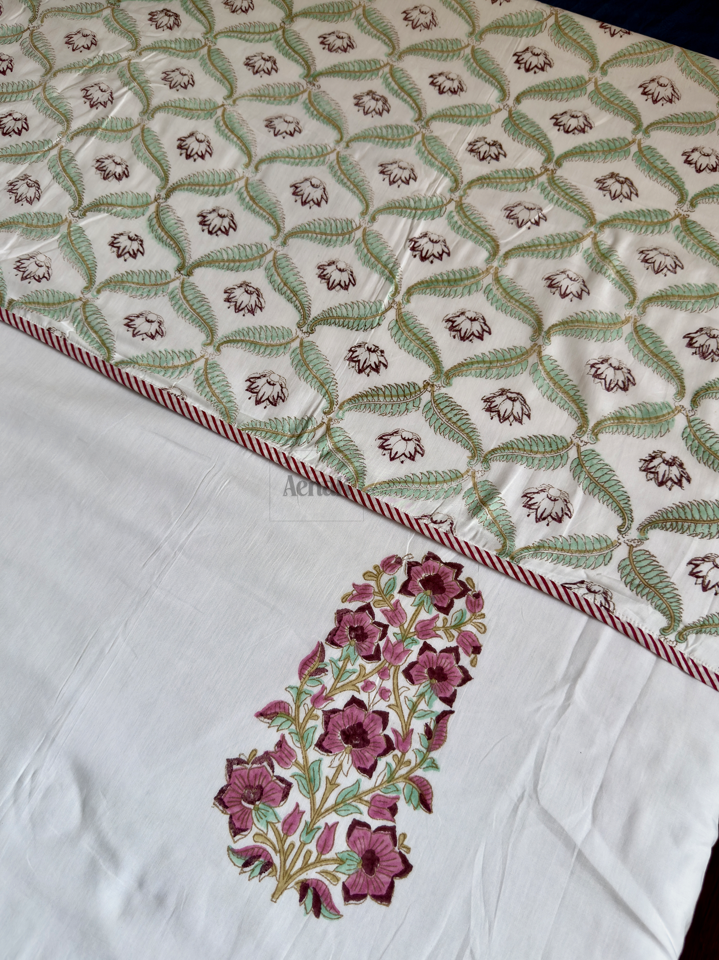 Purple Phool Boota Handblock Printed Mulmul Cotton Reversible Dohar