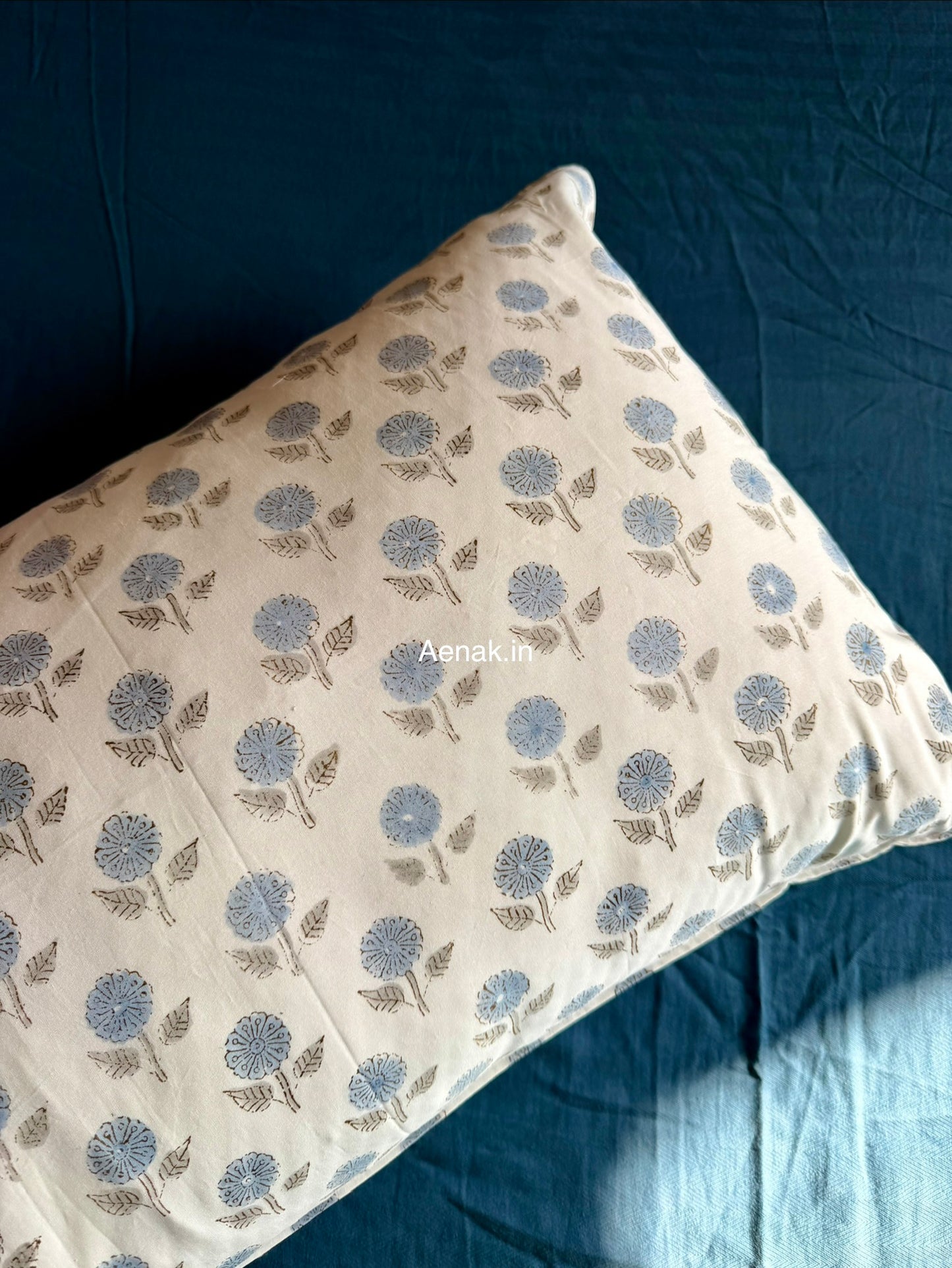 Blue Floral Palm Jaal Handblock Bedsheet + Quilt Combo Set