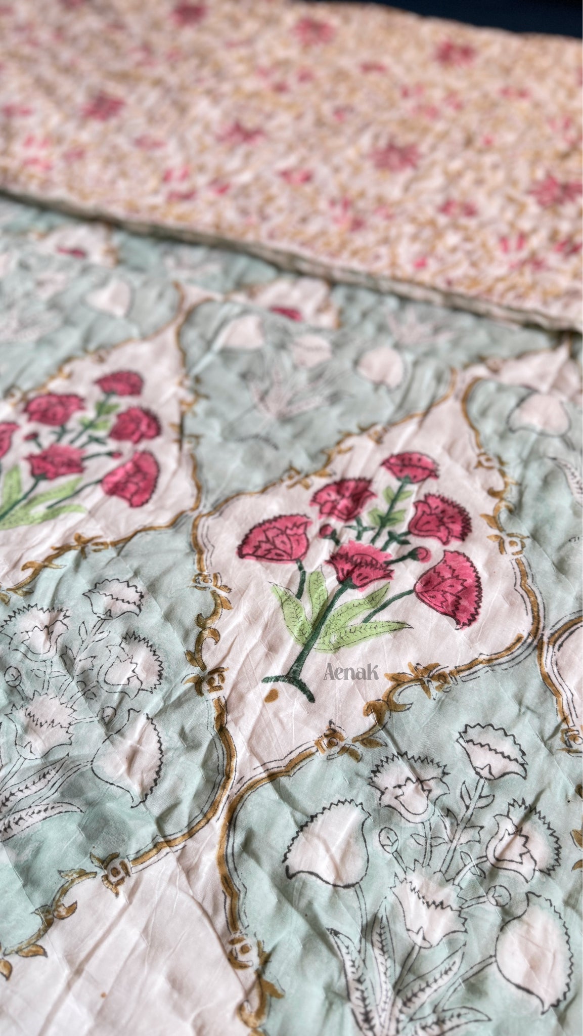 Green & Pink Dahlia Handblock Reversible Mulmul Cotton Quilt