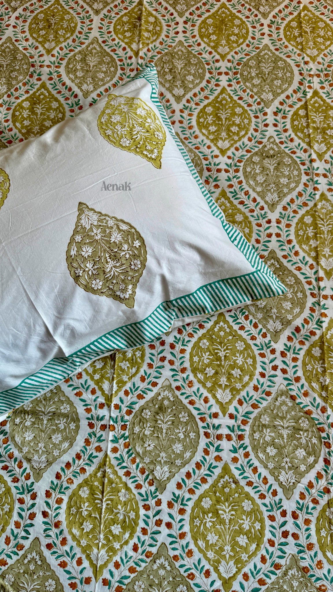 Green Jaal Handblock Printed Premium Cotton Bedsheet
