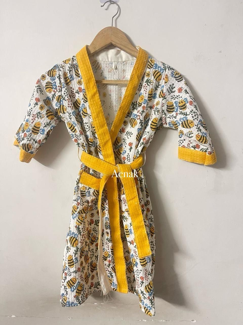Honey Bee Handblock Cotton Bathrobe Set