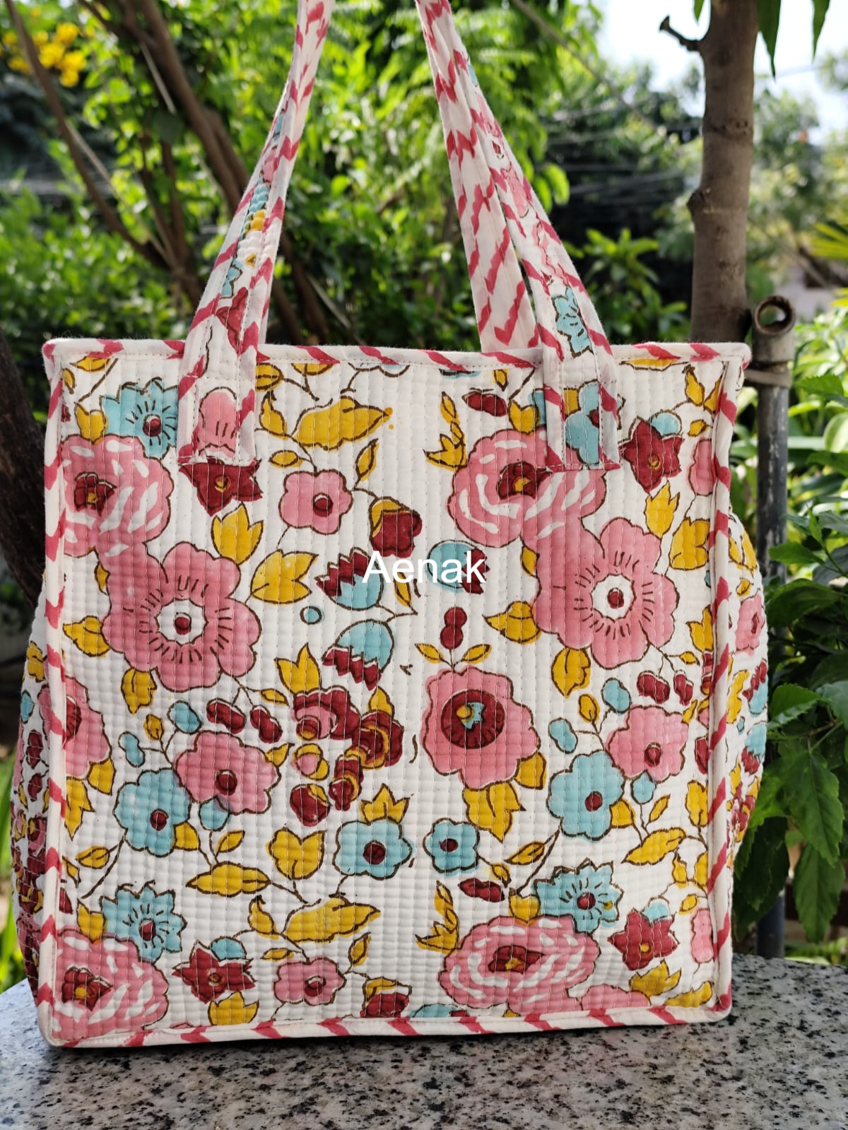 Petal Soft Handblock Lunch Bag