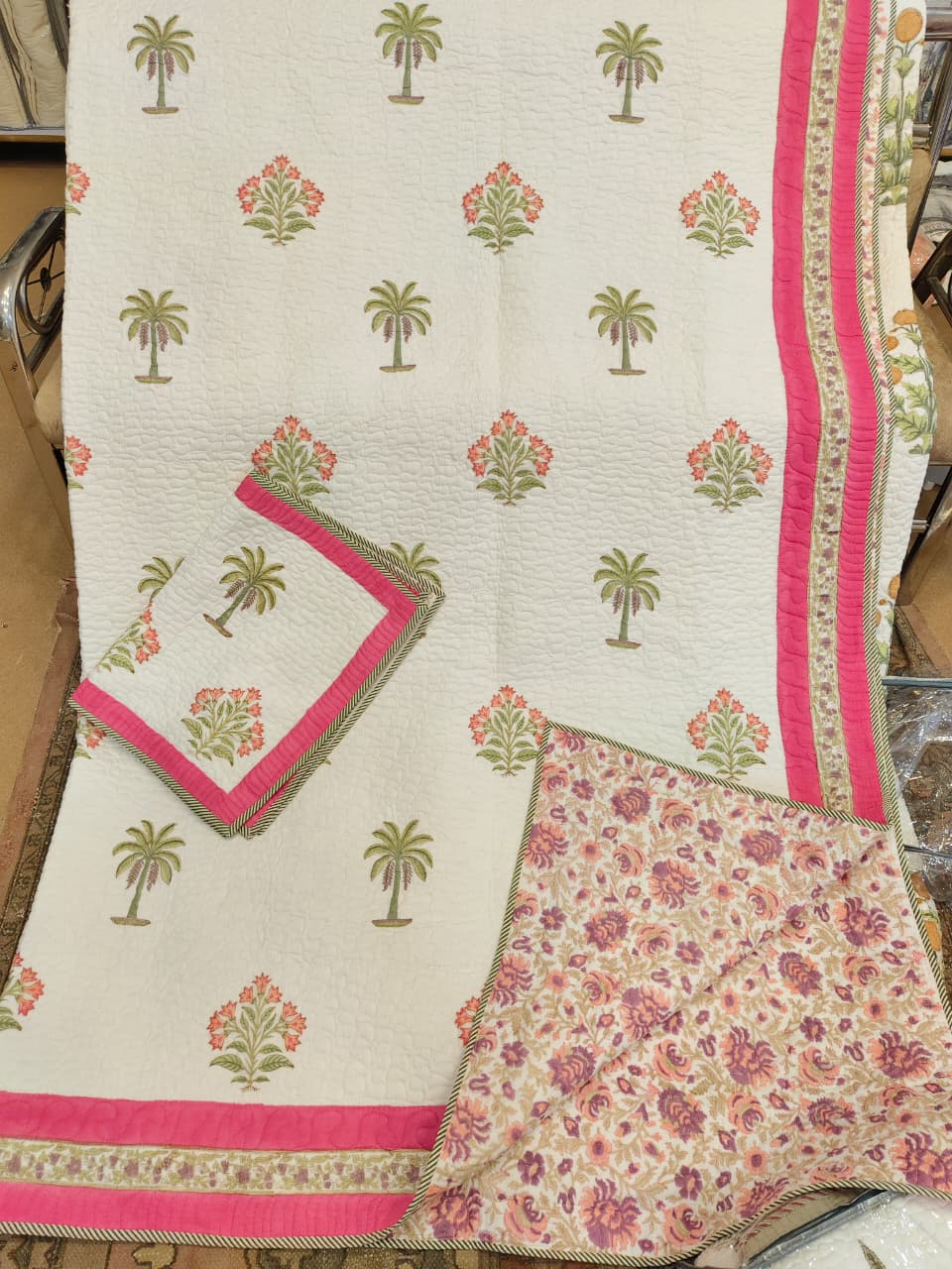 Pink Royal Palm Handblock Reversible Quilted Cotton Bedcover Set-106x108