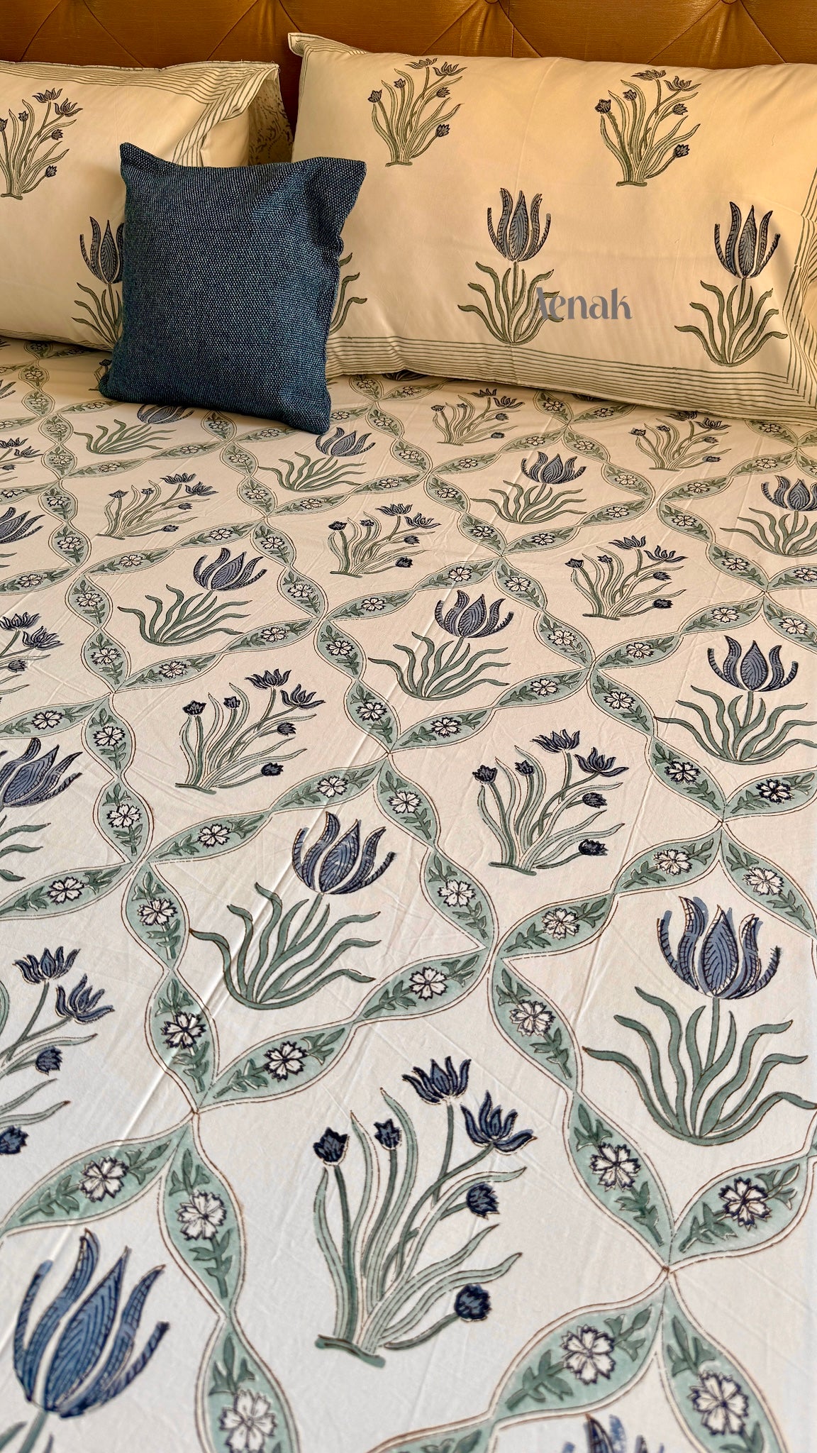 Blue Lotus Jaal Handblock Premium Cotton Bedsheet Set (Light Beige Base)