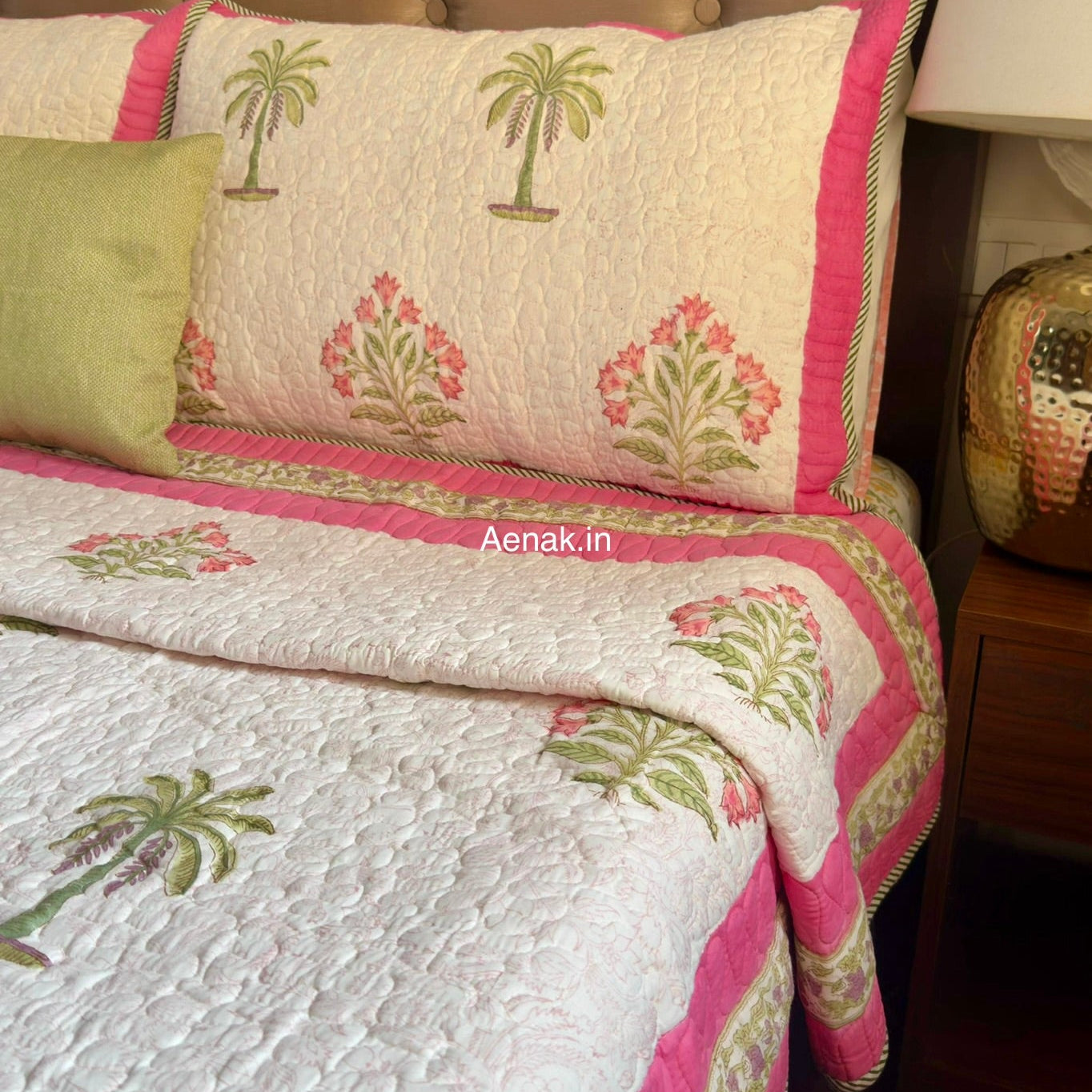 Pink Royal Pani Jaal Handblock Reversible Quilted Cotton Bedcover Set