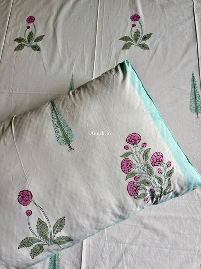 Light Magenta Floral Handblock Bedsheet + Quilt Combo Set