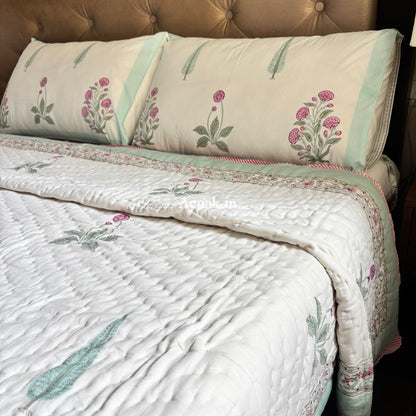 Light Magenta Floral Handblock Bedsheet + Quilt Combo Set