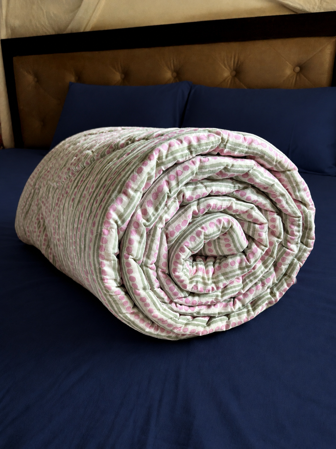 Light Magenta Floral Handblock Reversible Mulmul Cotton Quilt