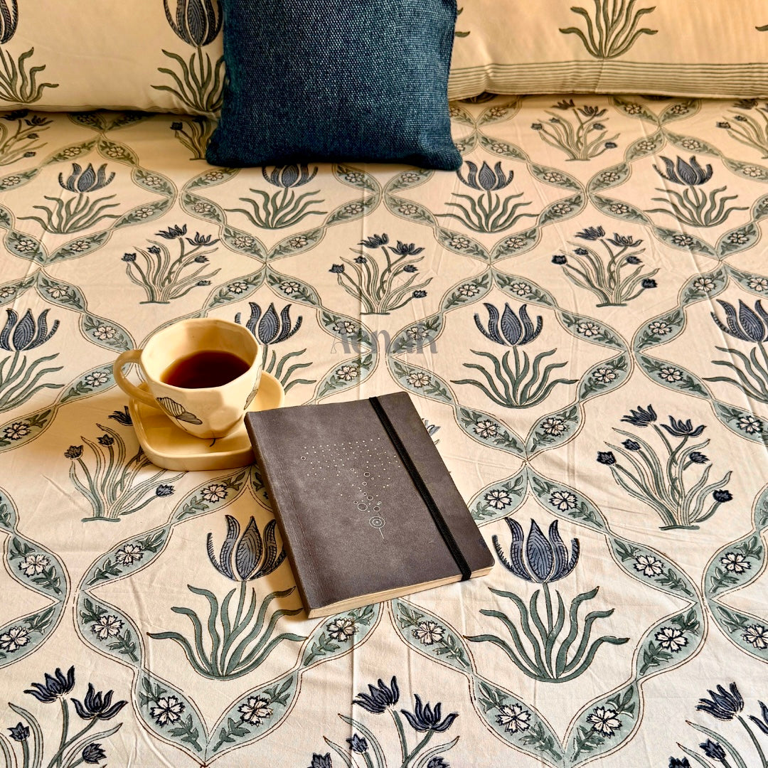 Blue Lotus Jaal Handblock Premium Cotton Bedsheet Set (Light Beige Base)