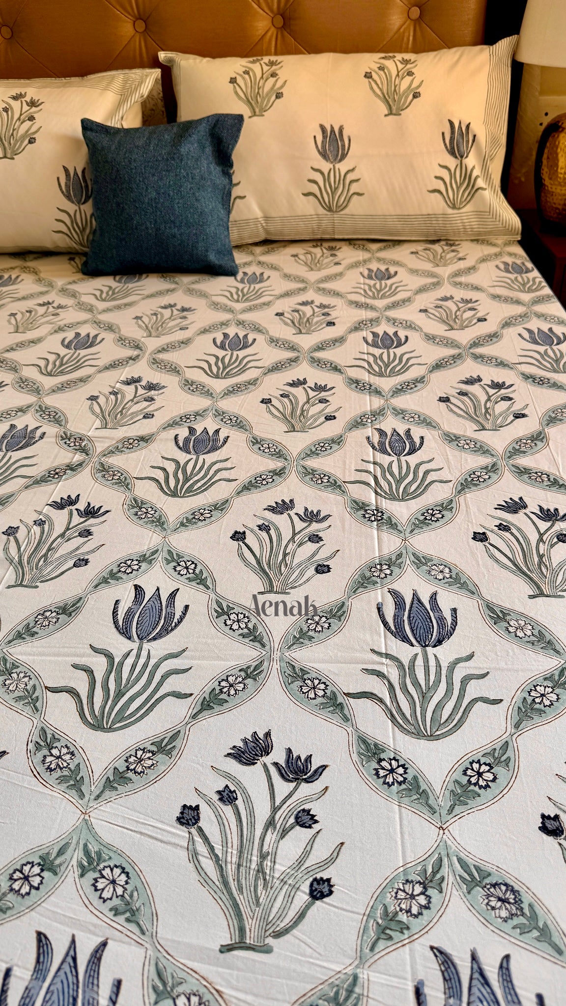 Blue Lotus Jaal Handblock Premium Cotton Bedsheet Set (Light Beige Base)