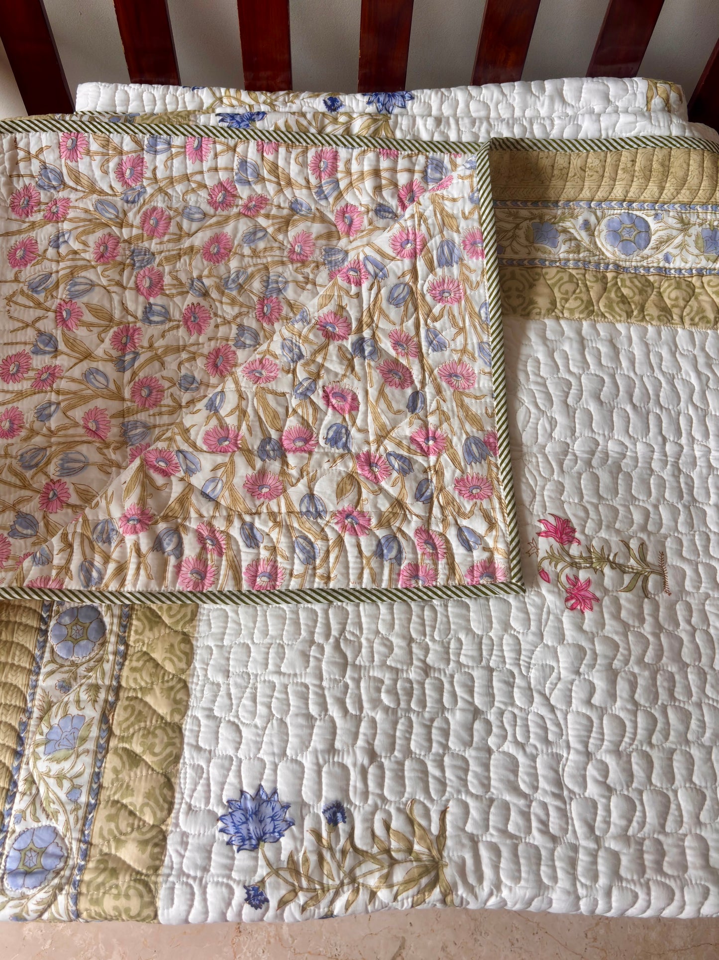 Pink & Blue Floral Handblock Printed Reversible Quilted Cotton Bedcover Set-106x108