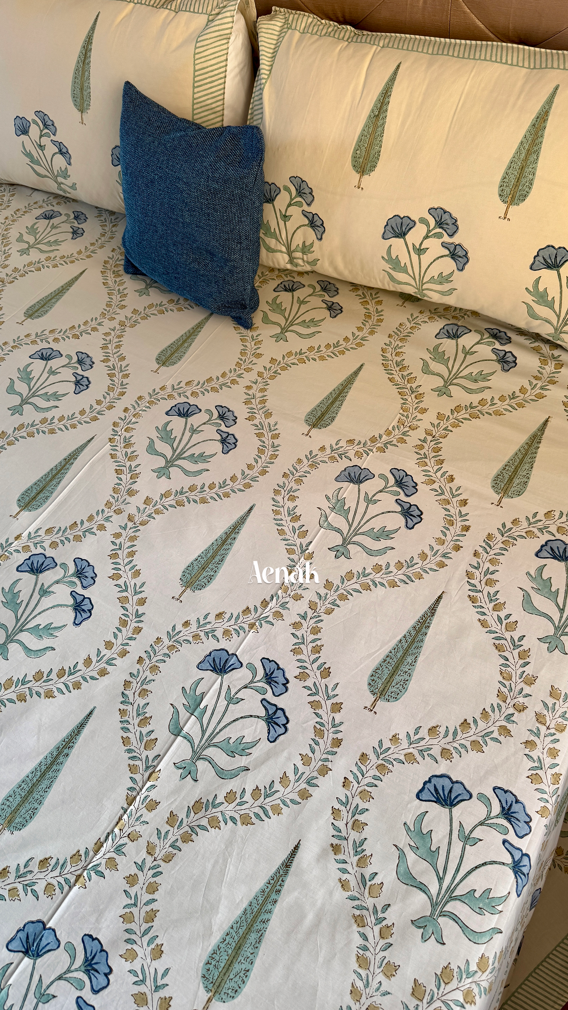 Aenak organic percale cotton bedsheet with beige base blue and green print