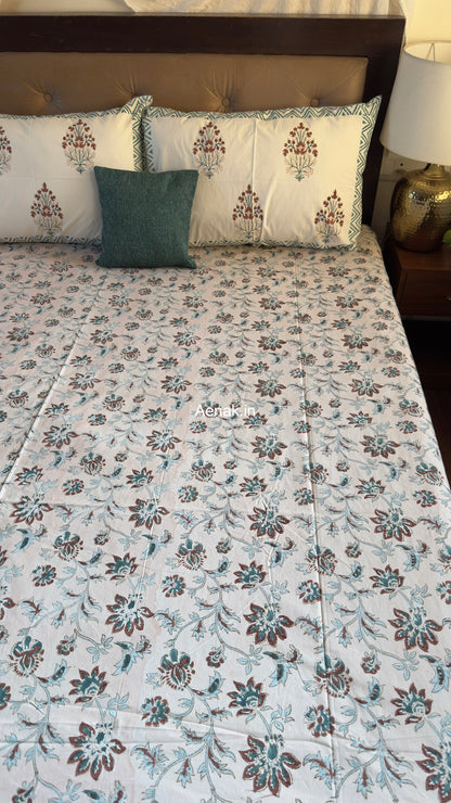 Aenak organic percale cotton bedsheet in peach green and maroon handblock print