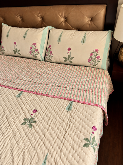 Light Magenta Floral Handblock Reversible Mulmul Cotton Quilt (Beige Base)