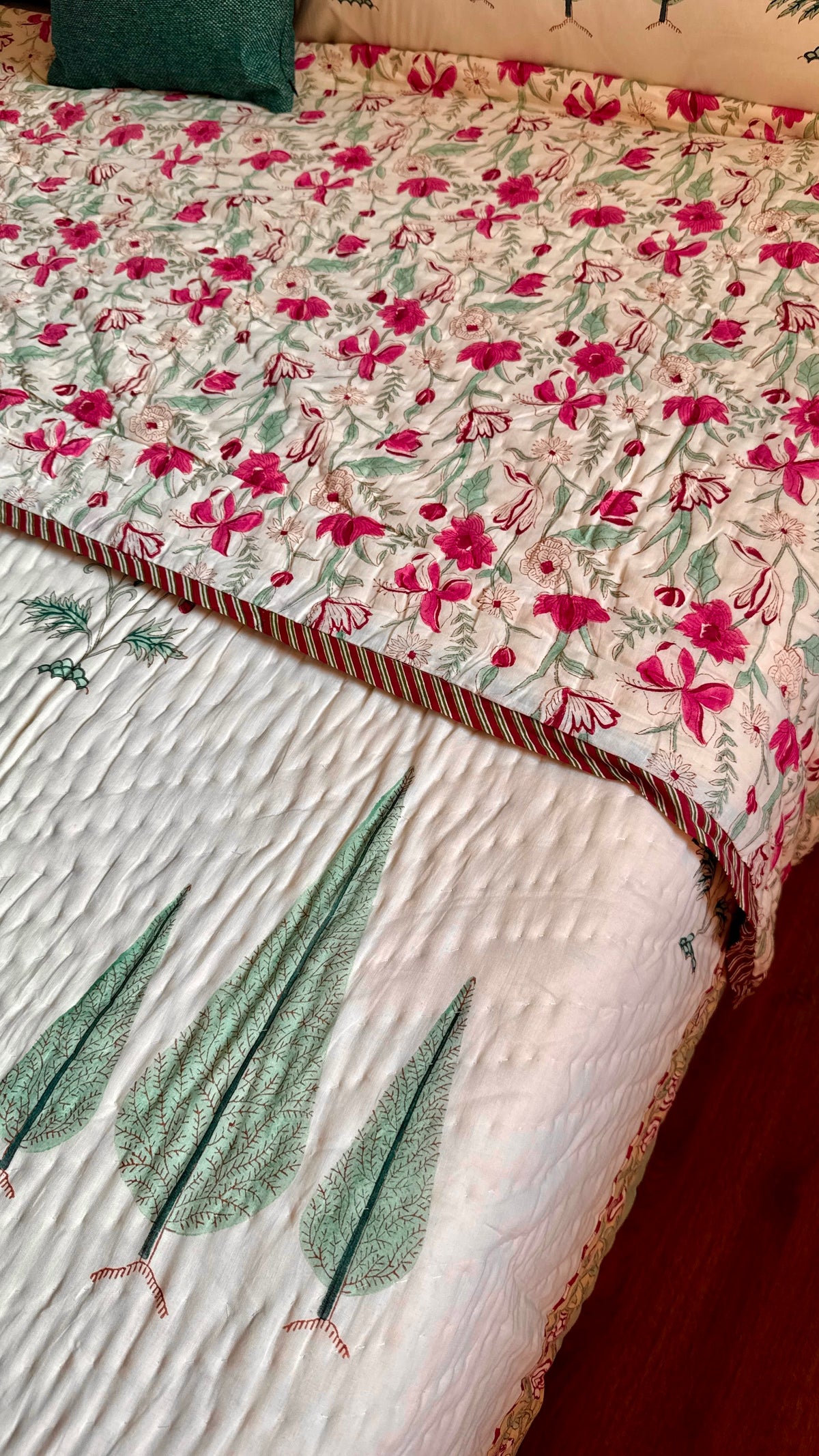 Magenta Floral Garden Handblock Reversible Mulmul Cotton Quilt (Light Beige Base)