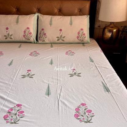 Light Magenta Floral Handblock Bedsheet + Quilt Combo Set