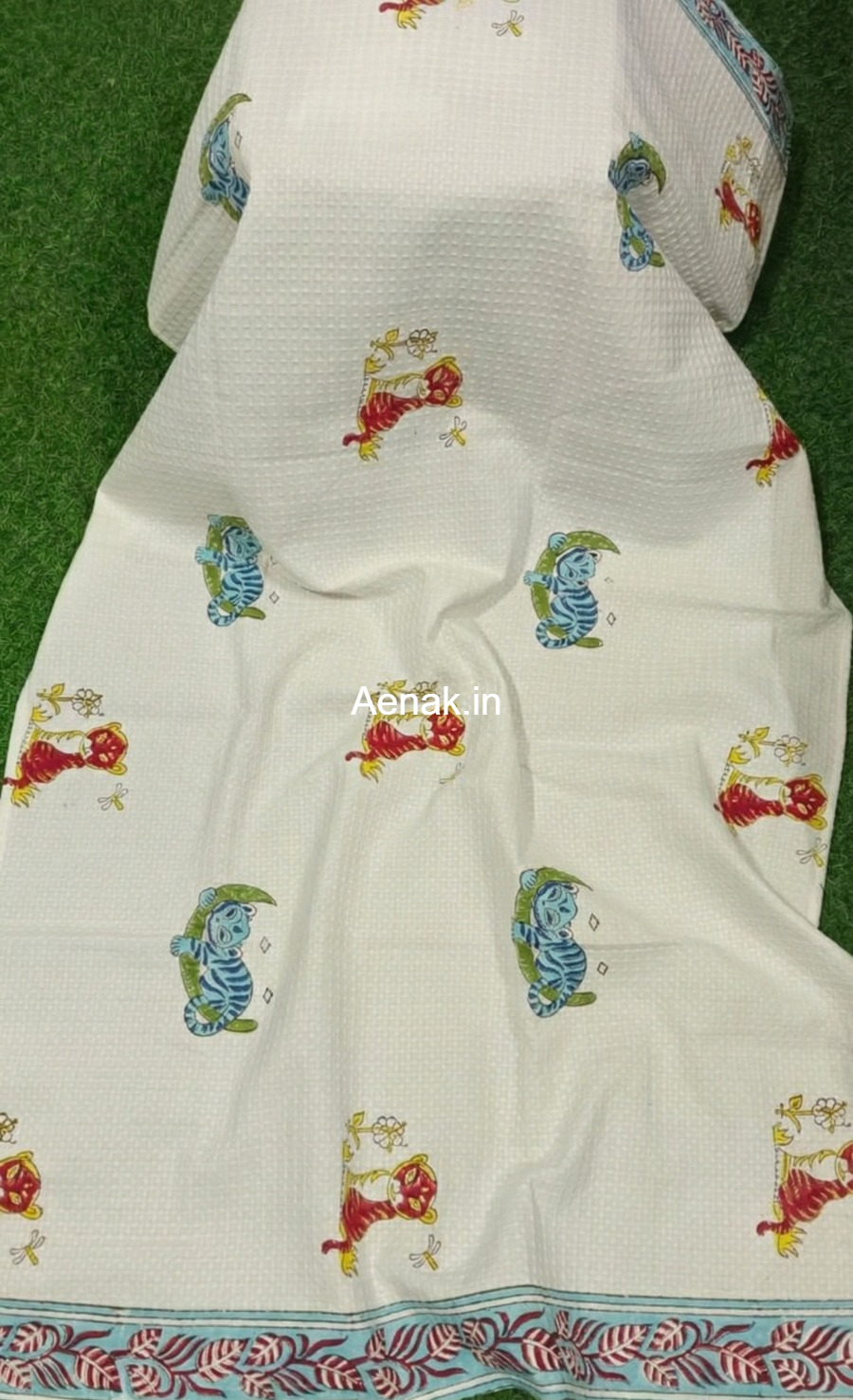 Red & Blue Tiger Handblock Waffle Cotton Bathing Towel