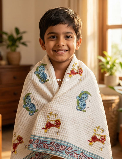 Red & Blue Tiger Handblock Waffle Cotton Bathing Towel