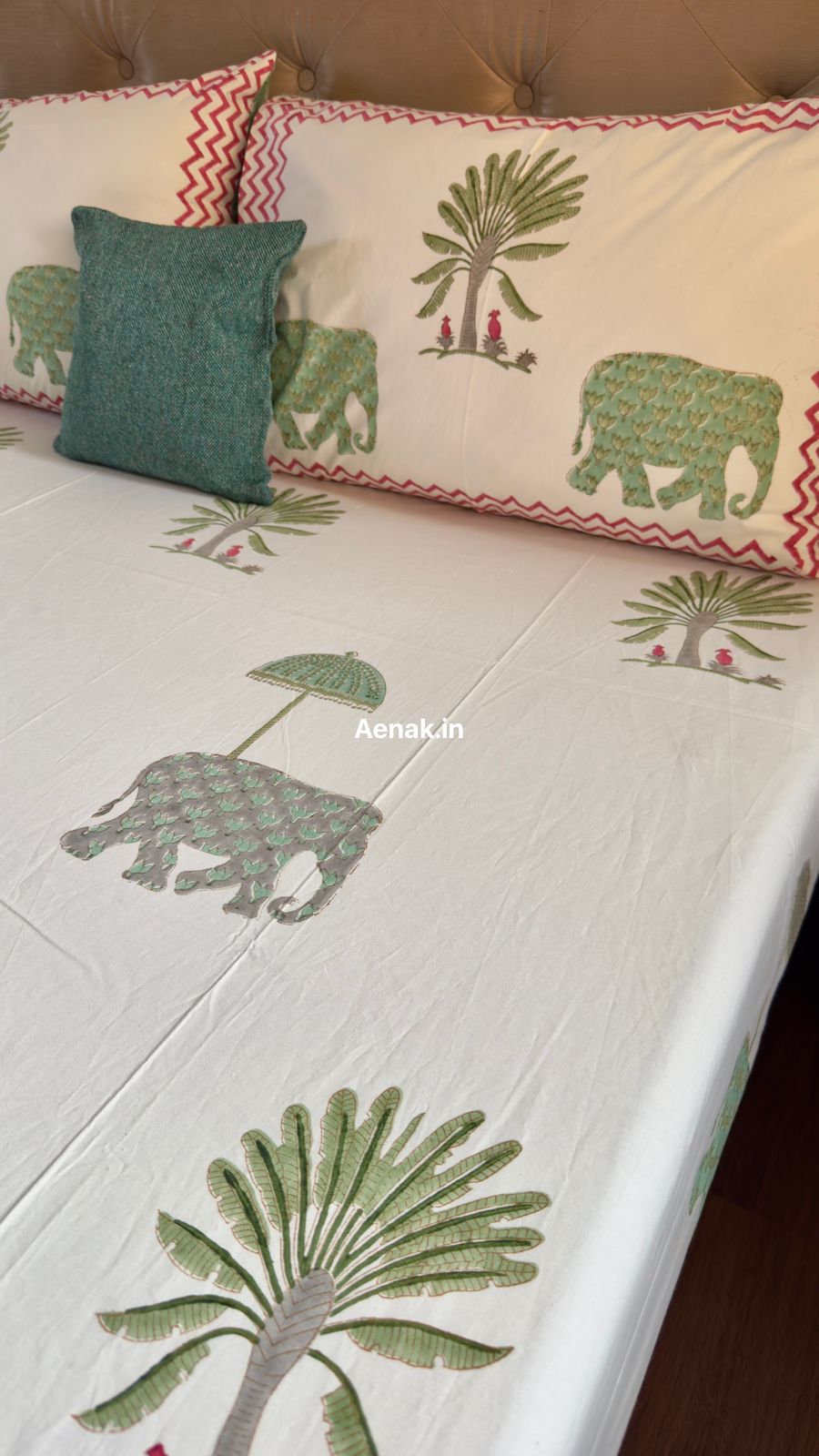 Aenak organic percale cotton bedsheet in green and pink handblock print