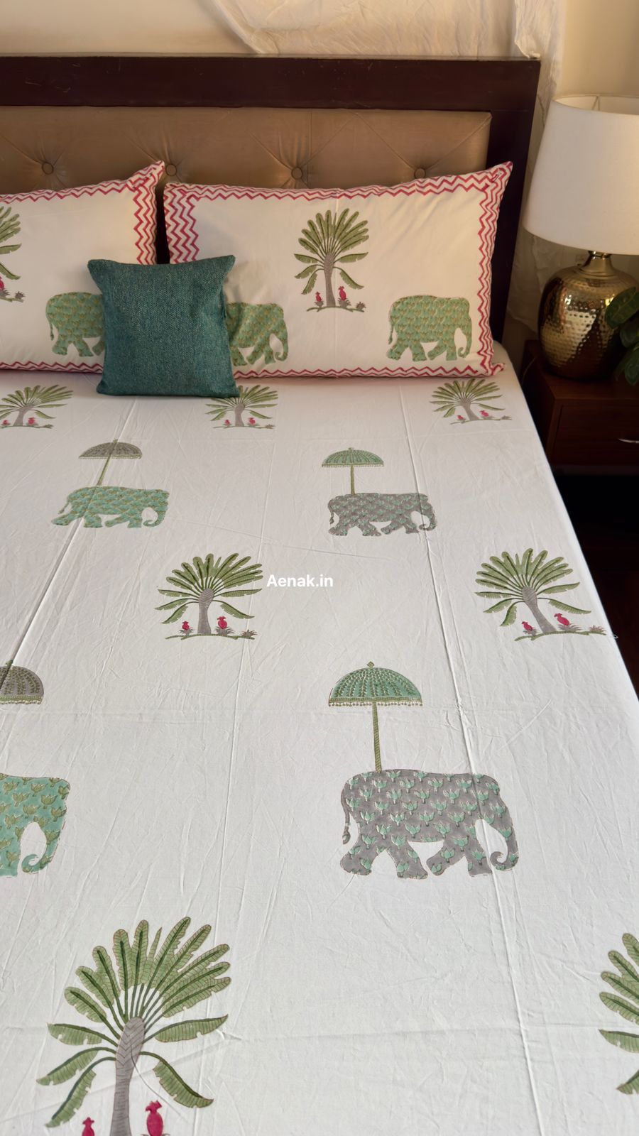 Handblock printed cotton bedsheet with reversible pillow covers in green and pink