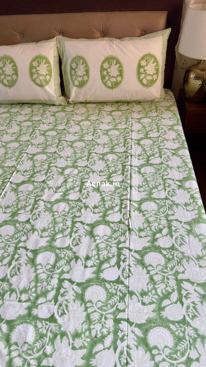 Aenak organic percale cotton bedsheet in white and green handblock print