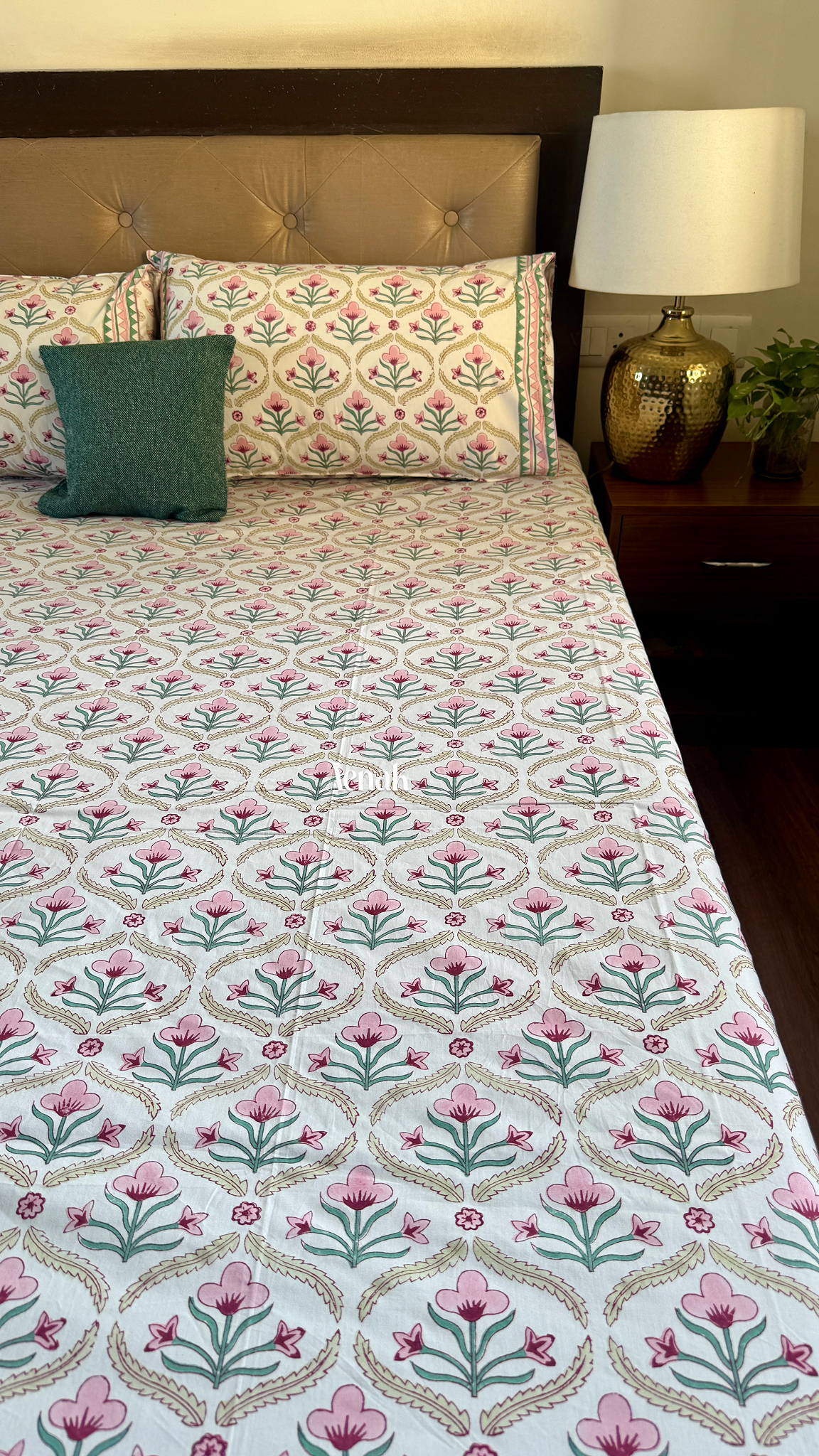 Pink & Green Cotton Bud Handblock Printed Premium Cotton Bedsheet Set