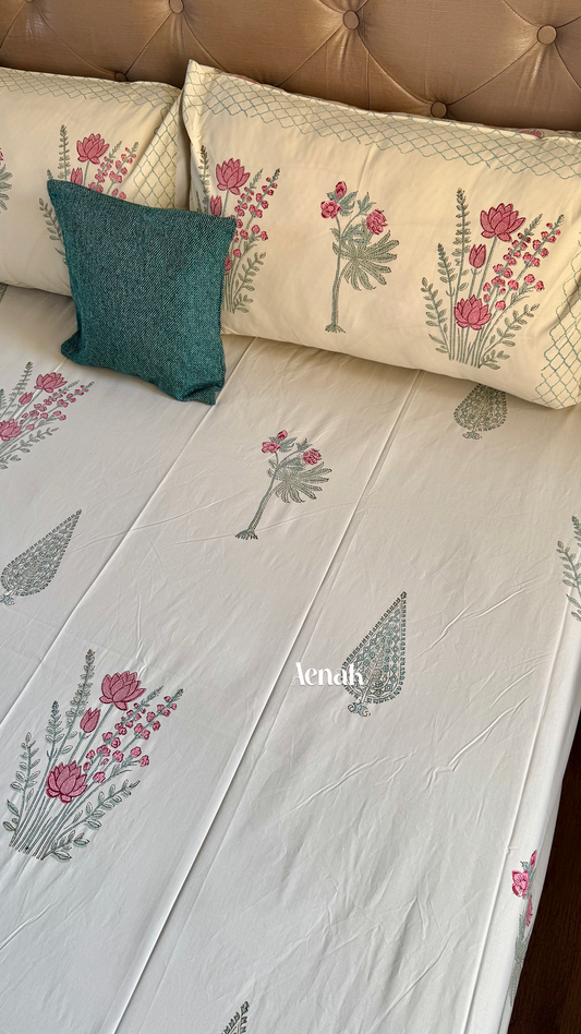 Green Ashoka Handblock Printed Premium Cotton Bedsheet Set (Beige Base)