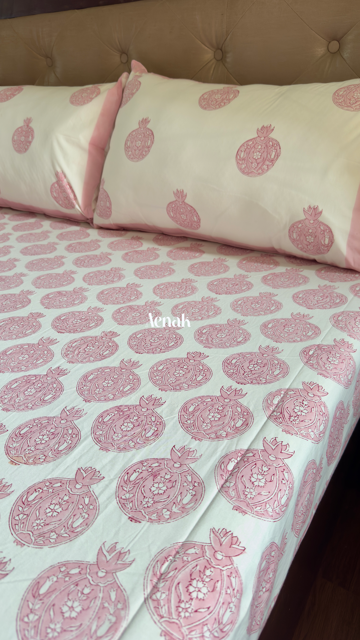 Pink Anaar Jaal Handblock Printed Premium Cotton Bedsheet