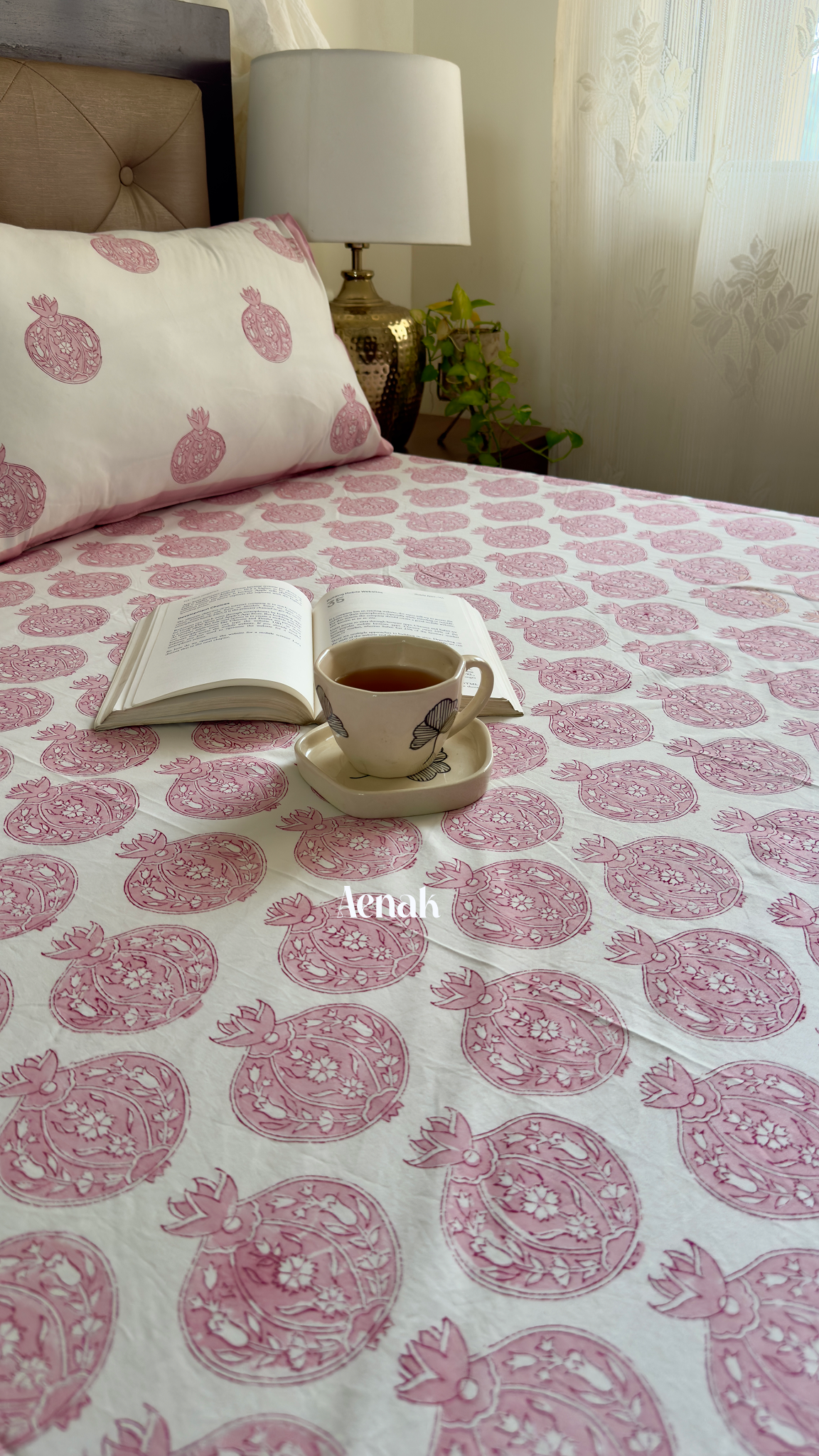 Pink Anaar Jaal Handblock Printed Premium Cotton Bedsheet