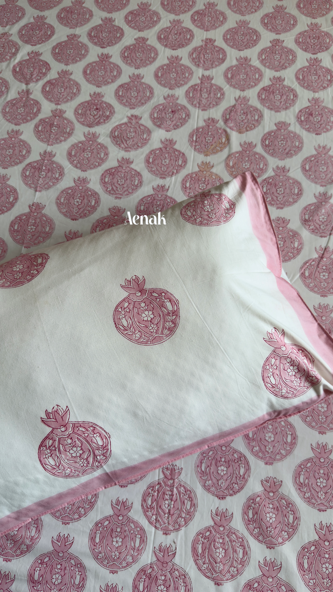 Pink Anaar Jaal Handblock Printed Premium Cotton Bedsheet