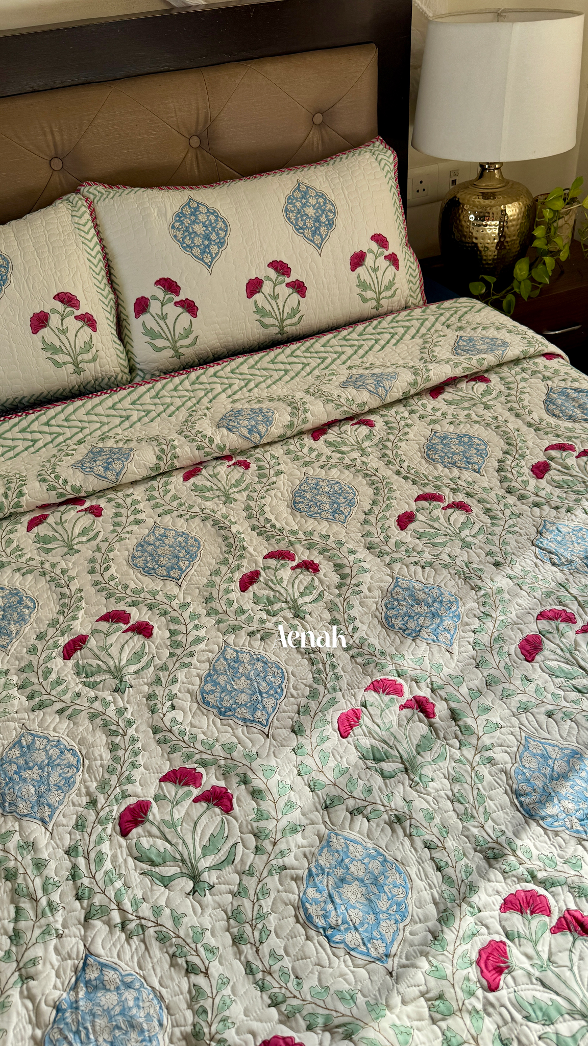 Pink Poppy Handblock Printed Reversible Quilted Bedcover (105x108)