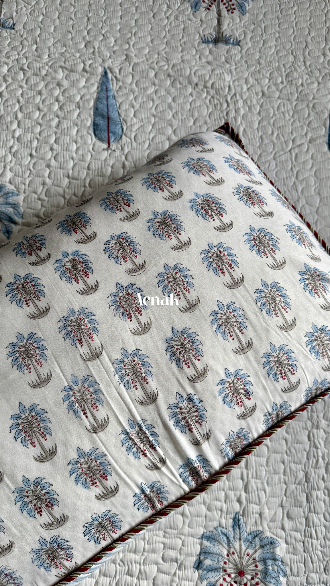 Light Blue Palm Jaal Handblock Printed Reversible Quilted Bedcover