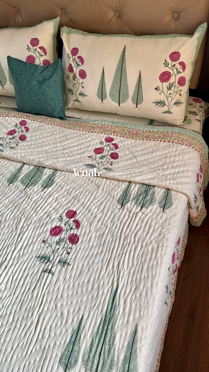 Magenta Floral Garden Handblock Printed Reversible Mulmul Cotton Quilt (Ivory Base)
