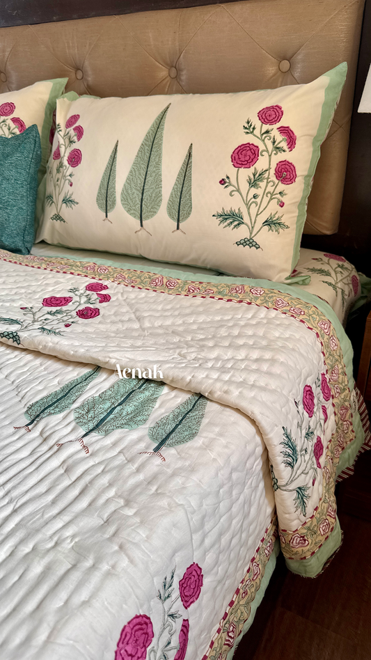 Magenta Floral Garden Handblock Printed Reversible Mulmul Cotton Quilt (Ivory Base)
